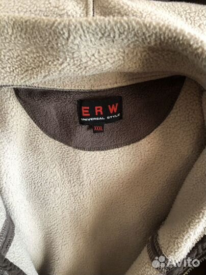 Безрукавка с капюшоном 56размер