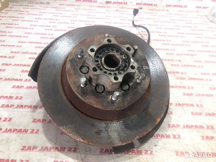 Ступица передняя правая Mitsubishi Challenger K99