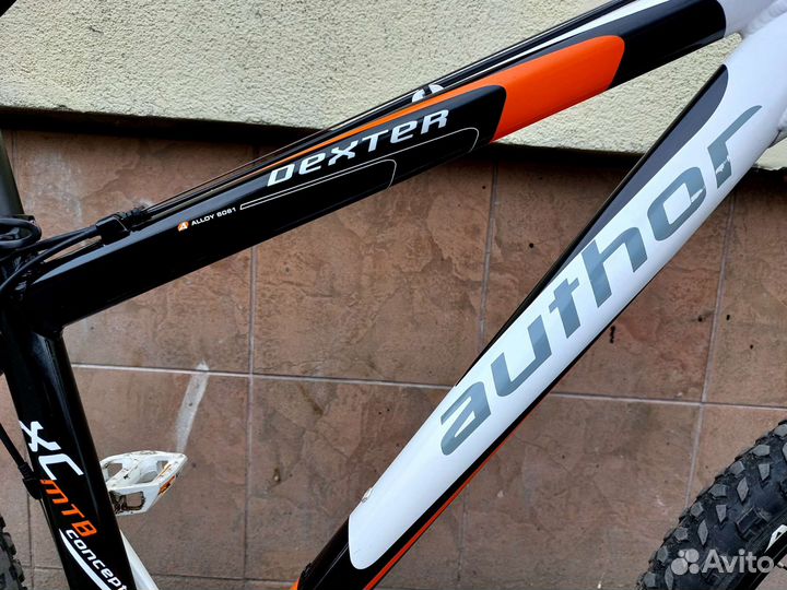 Author Dexter (Shimano Alivio/26