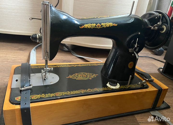 Швейная машинка