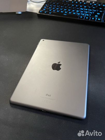iPad 7 128gb wifi + Pencil + Чехол