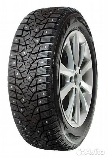 Bridgestone Blizzak Spike-02 215/55 R17 98T