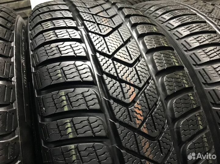 Pirelli Winter Sottozero 3 225/55 R18