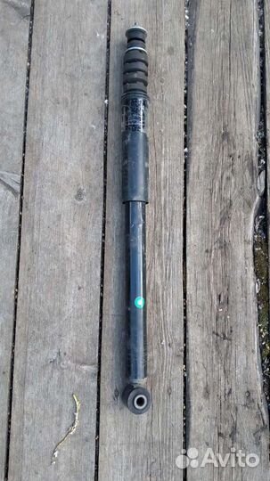 Амортизатор задний правый Renault Sandero