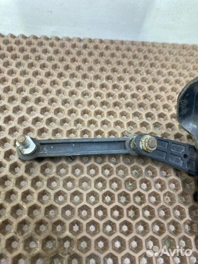 Датчик высоты дорожного просвета Bmw X5 E70 N57D30