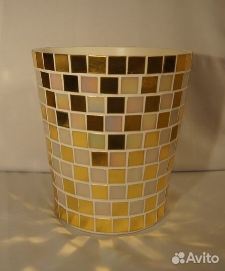 Вазон для цветов из мозаики