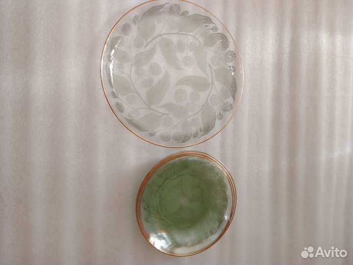 Стаканы и набор для десерта