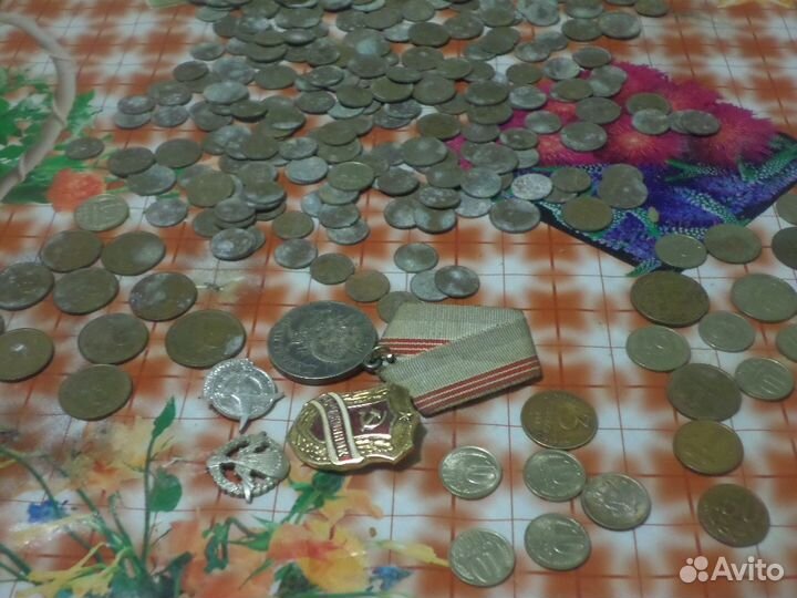 Монеты и т. д