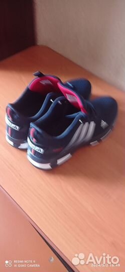 Кроссовки мужские летние легкие