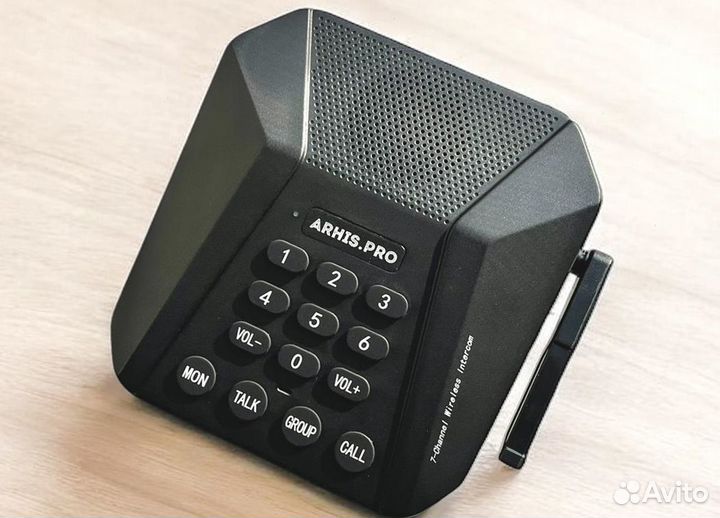 Настольная портативная рация на радиочастотах