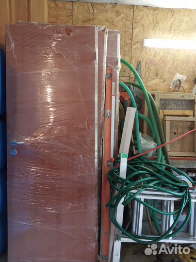 Двери межкомнатные с коробкой б/у