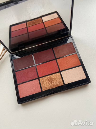 Палетка теней Gosh