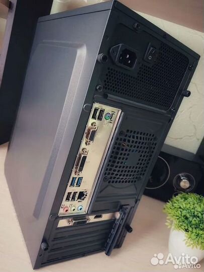 Игровой Mini-ITX PC (RTX 3050 OC+ )
