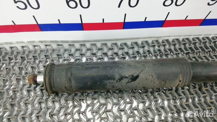 Амортизатор задний Toyota Auris (E150) I (2006–201