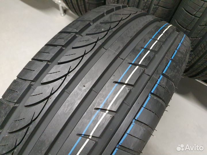 Sunfull Mont-Pro HP881 285/60 R18