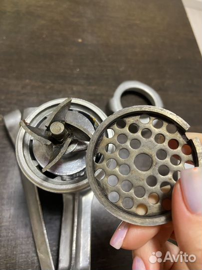 Мясорубка ручная