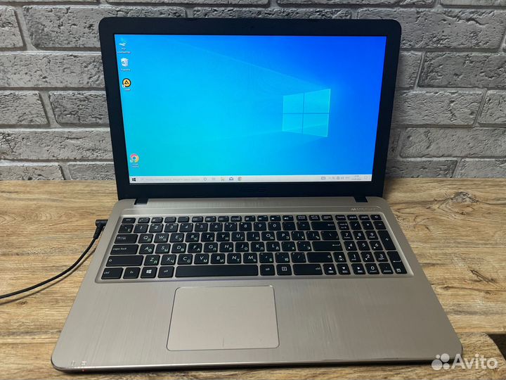 Ноутбук Asus x540s