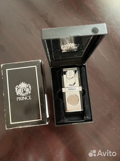 Новая зажигалка для сигар с гильотиной