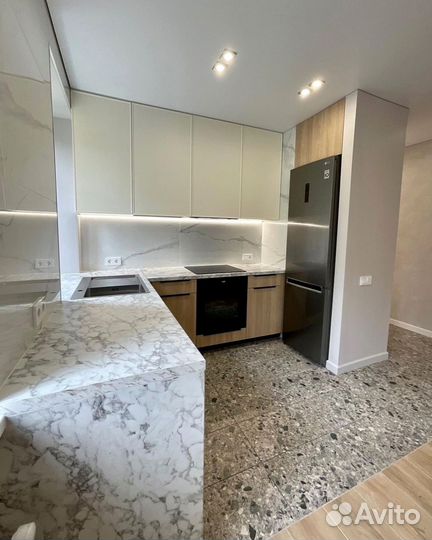 Угловая кухня 