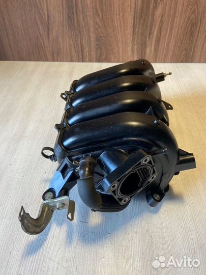 Коллектор впускной Toyota Corolla 180 1ZR-FE 2013