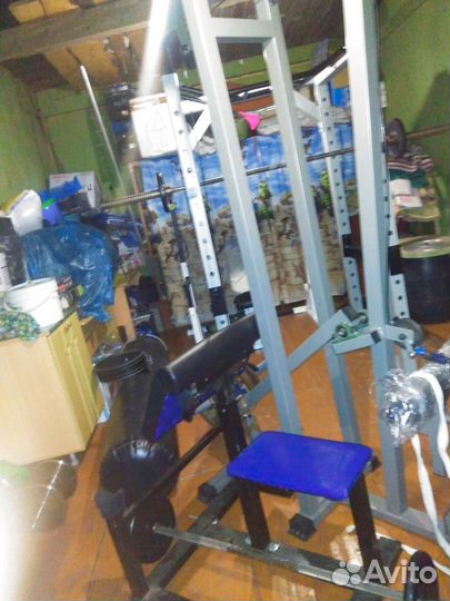 Скамья для жима со штангой