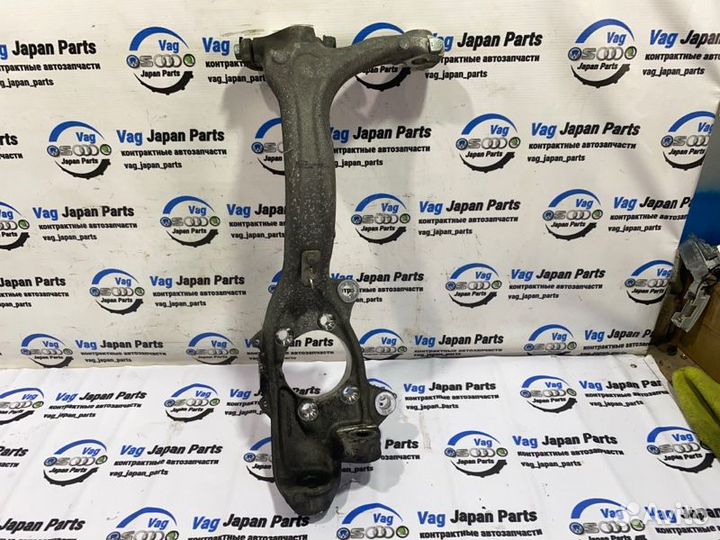 Кулак поворотный передний правый Audi A4 B7 ALT