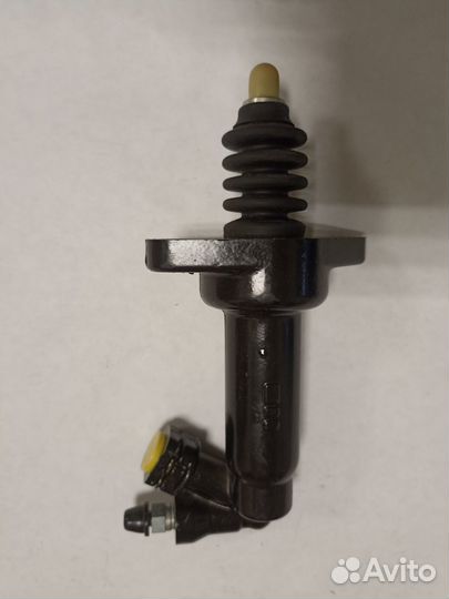 Рабочий цилиндр сцепления