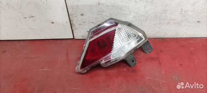Фонарь задний правый Toyota Rav4 CA40