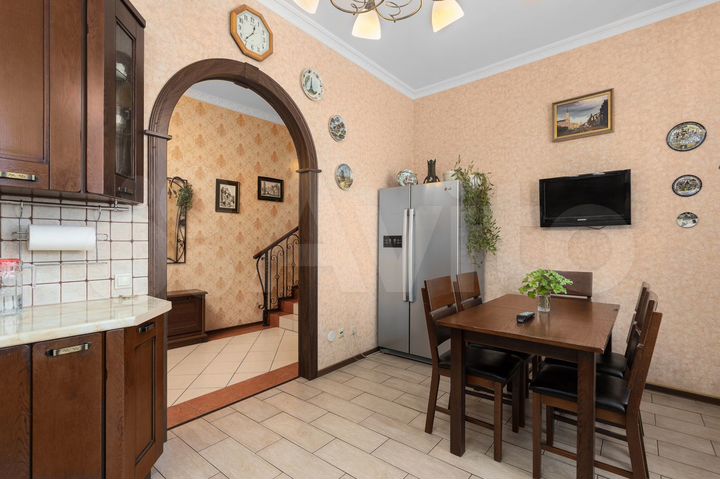 3-к. квартира, 88,6 м², 1/3 эт.