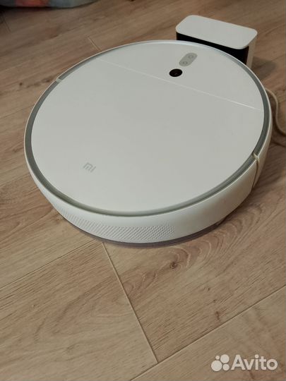 Робот пылесос Мi рабочий полностью