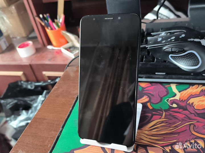 Xiaomi Redmi 5 Plus, 3/32 ГБ