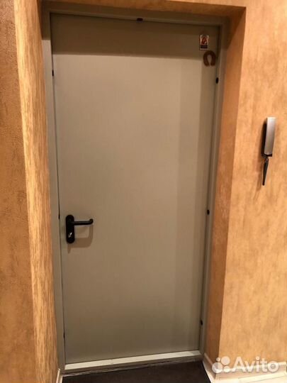 Дверь входная противопожарная