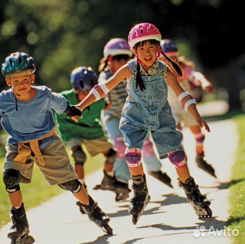 Тренер по обучению катанию на роликовых коньках