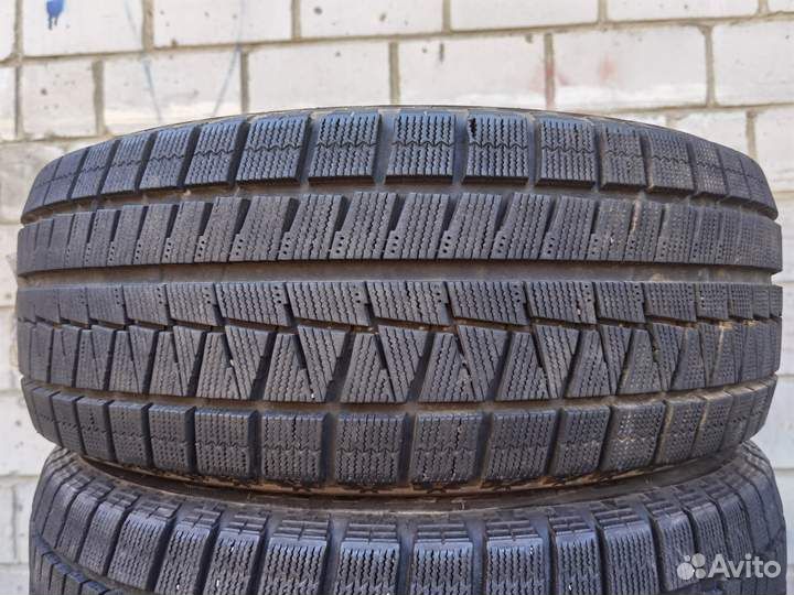 Bridgestone Blizzak Revo GZ 205/55 R16 91Q