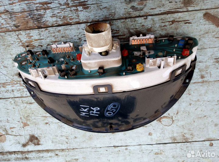 Щиток приборов с тахометром Fiat Punto mk1 176