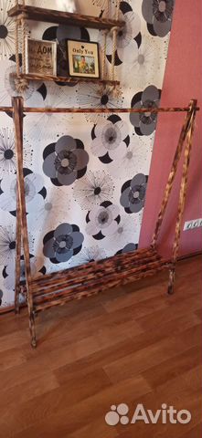 Вешалка для одежды напольная деревянная