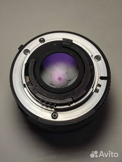 Объектив Nikon 50mm 1 8 D портретник