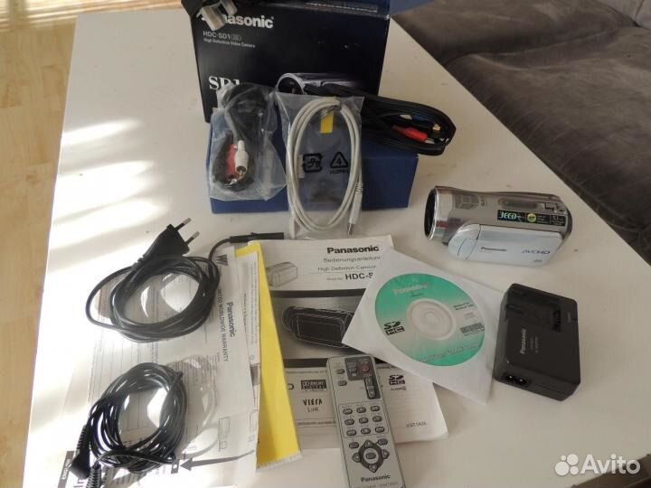 Видеокамера Panasonic HDC-SD1