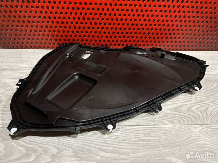 Обшивка двери задней правой (дверная карта) Lexus