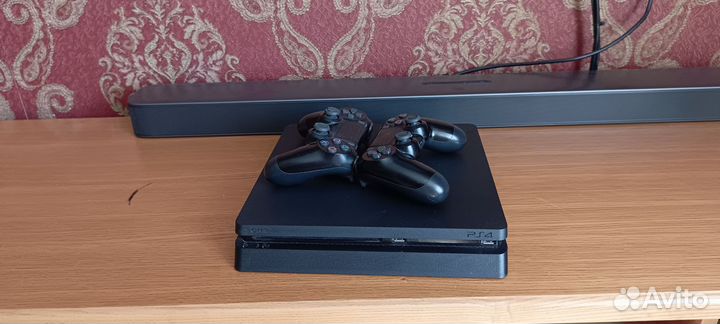 Sony PS4 slim 1tb