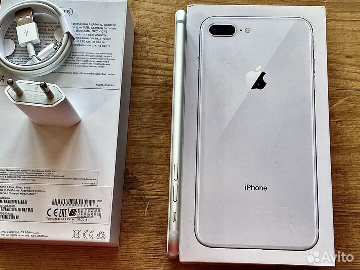 iPhone 8 Plus, 64 ГБ