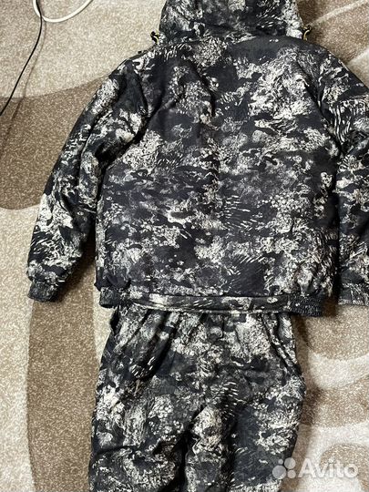 Зимний костюм для рыбалки