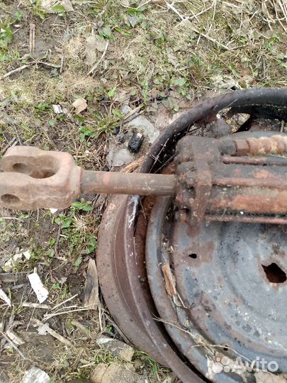 Трактор мтз 82