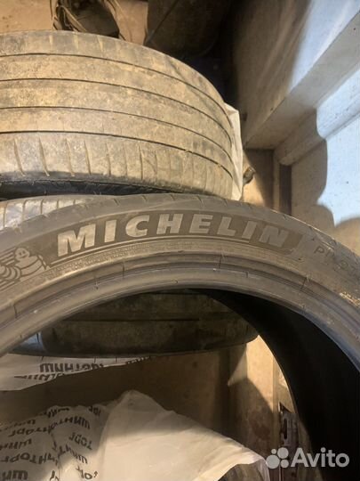 Michelin Pilot Sport 4 255/40 R19