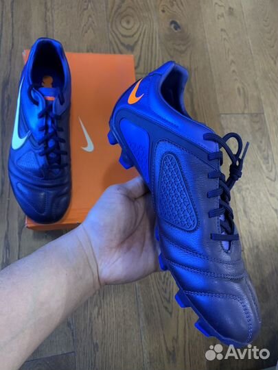 Футбольные бутсы nike CTR 360