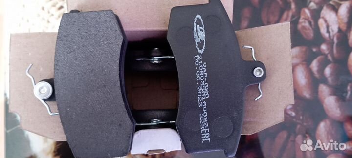 Комплект колодок переднего тормоза