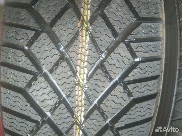 Continental ContiVikingContact 7 185/65 R15 92T