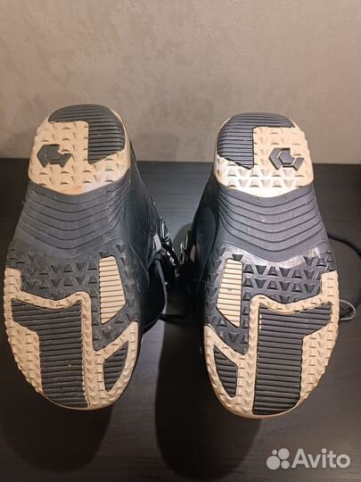 Сноубордические ботинки женские 39