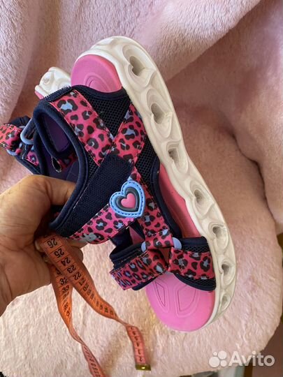 Сандалии для девочки