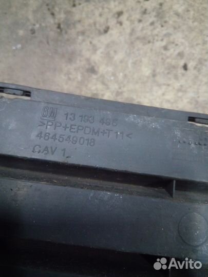 Решетка в бампер на Мерива А Рестайлинг